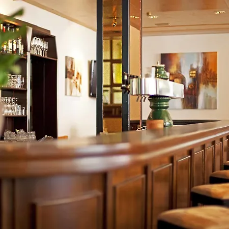 Drexel's Parkhotel Мемминген