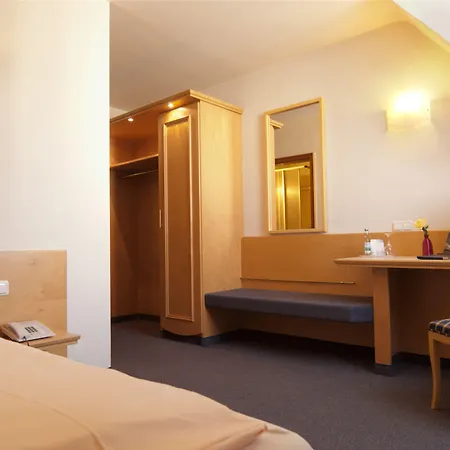 Hotel Drexel's Parkhotel 4*